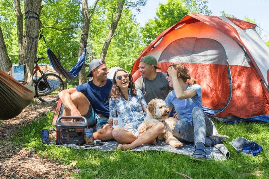 Camping tent