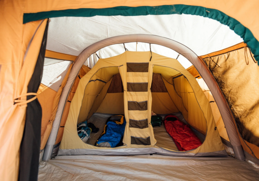 Camping tent